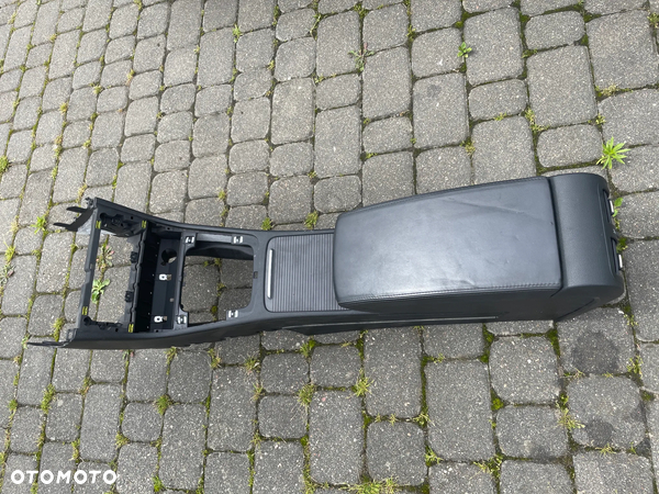 PODŁOKIETNIK TUNEL + ROLETKA + KRATKI VW PASSAT B6 2005-2010