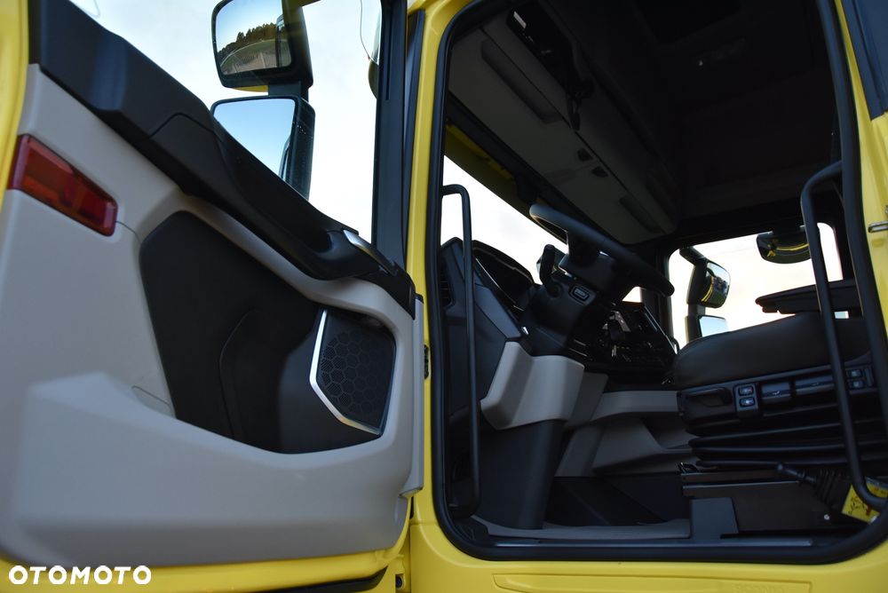 Scania S450 / ALU-FELGI / VIRTUALNE ZEGARY / CENTRALNE SMAROWANIE / SKÓRA / FULL LED / STANDARD / RETARDER / HYDRAULIKA ! PTO! Jak nowa ! ! - 26