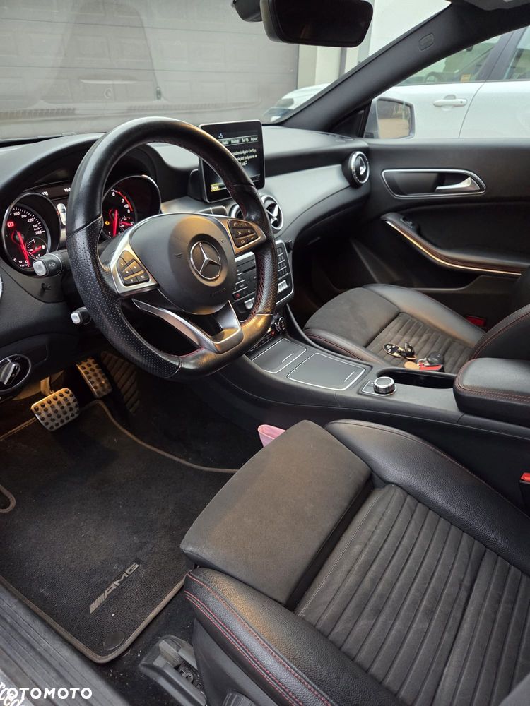 Mercedes-Benz CLA - 7