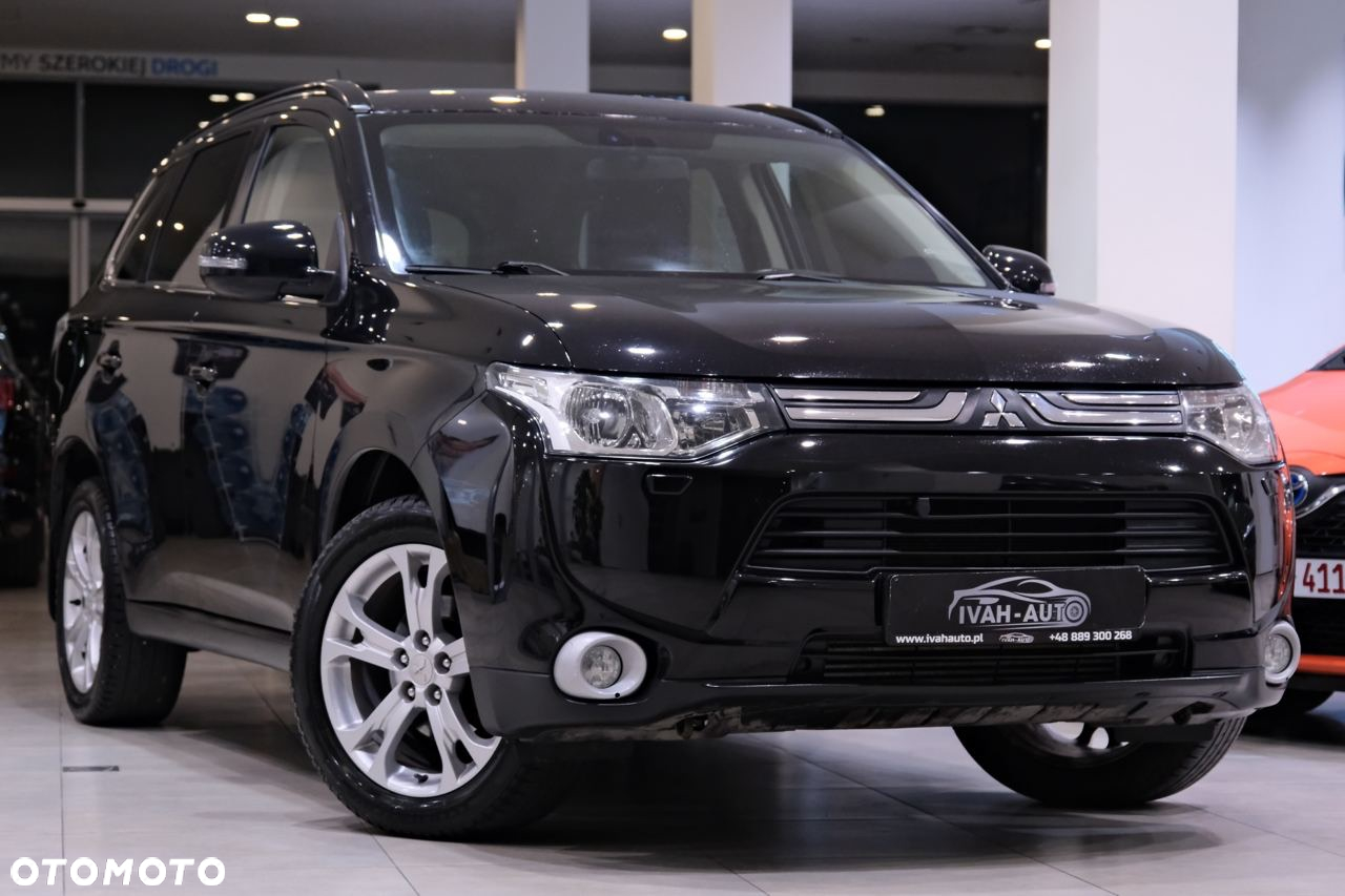 Mitsubishi Outlander 2.2 DI-D 4WD Diamant Edition - 3