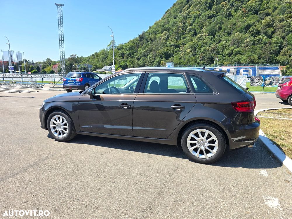 Audi A3 Sportback - 3