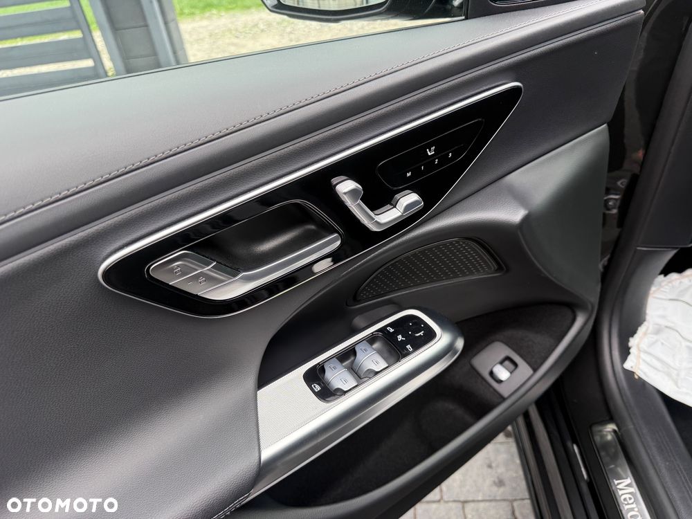 Mercedes-Benz Klasa E 220 d 9G-TRONIC Edition AMG Line - 24