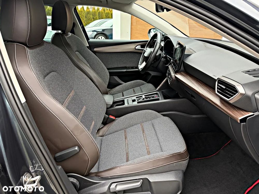 Seat Leon 2.0 TDI DPF Start&Stop DSG XCELLENCE - 28