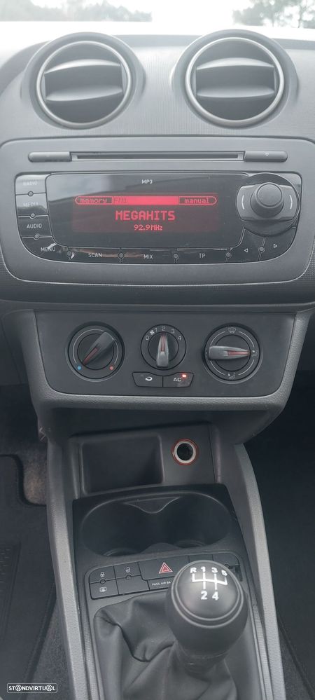 SEAT Ibiza 1.6 TDI Sport DPF - 20