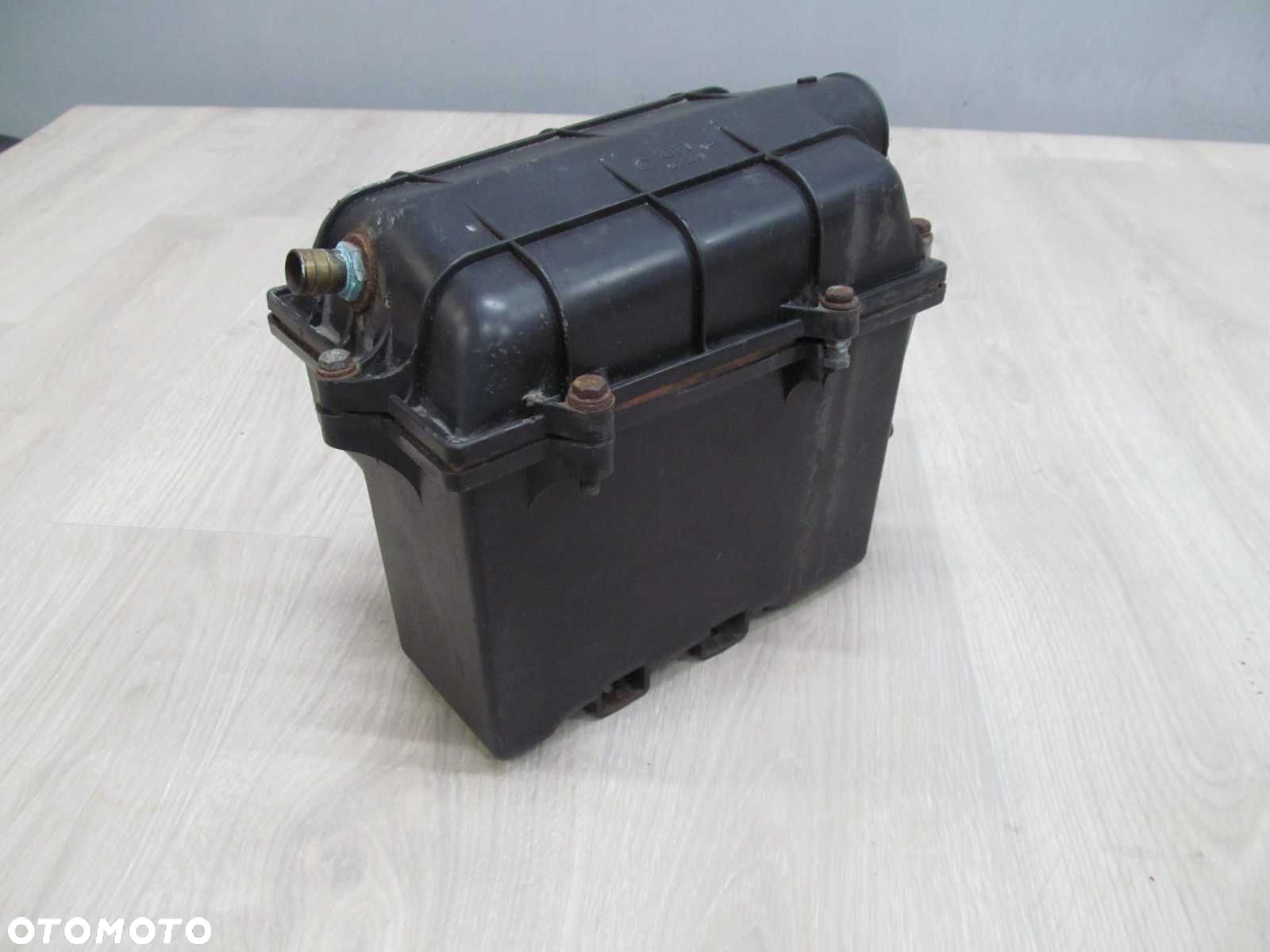 DAIHATSU HIJET 1.3 OBUDOWA FILTRA POWIETRZA - 2