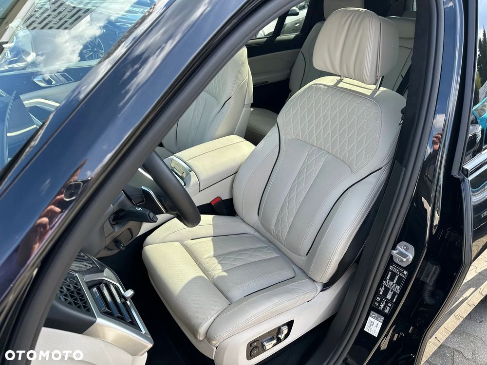 BMW X7 xDrive40d mHEV M Sport Edition sport - 14