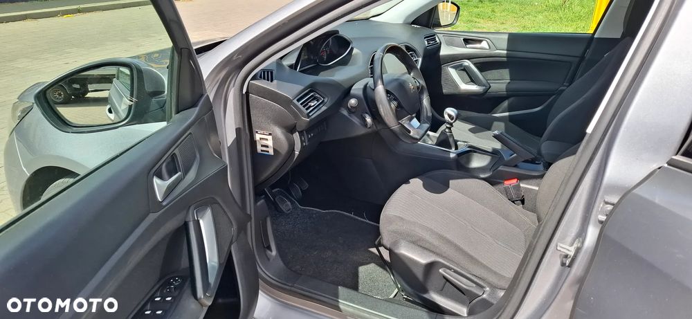 Peugeot 308 1.6 BlueHDi Active S&S - 10