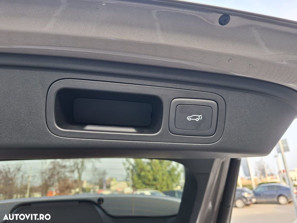 MG HS HEV Luxury - 13