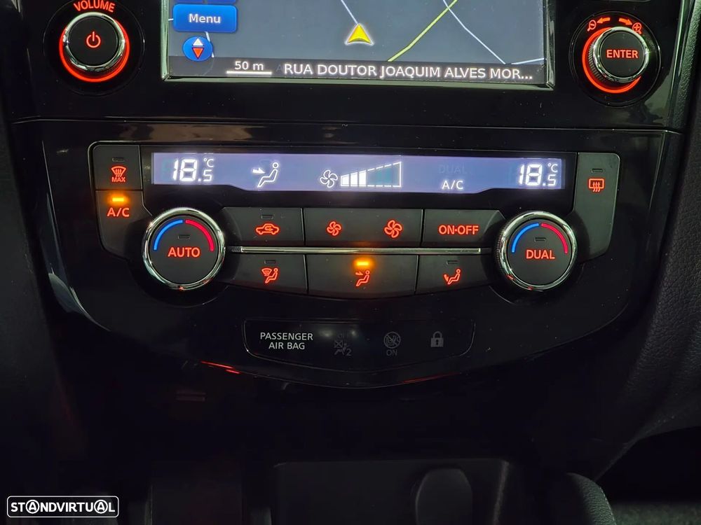 Nissan Qashqai 1.5 dCi N-Connecta 18 - 10