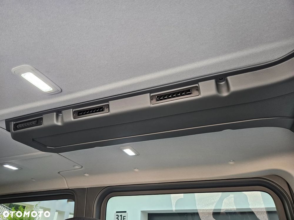 Volkswagen Crafter - 28