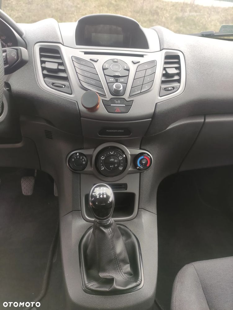 Ford Fiesta 1.25 Ambiente - 11