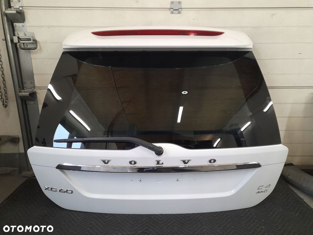 klapa bagażnika kolor 614 volvo xc60 lift 2014r - 1