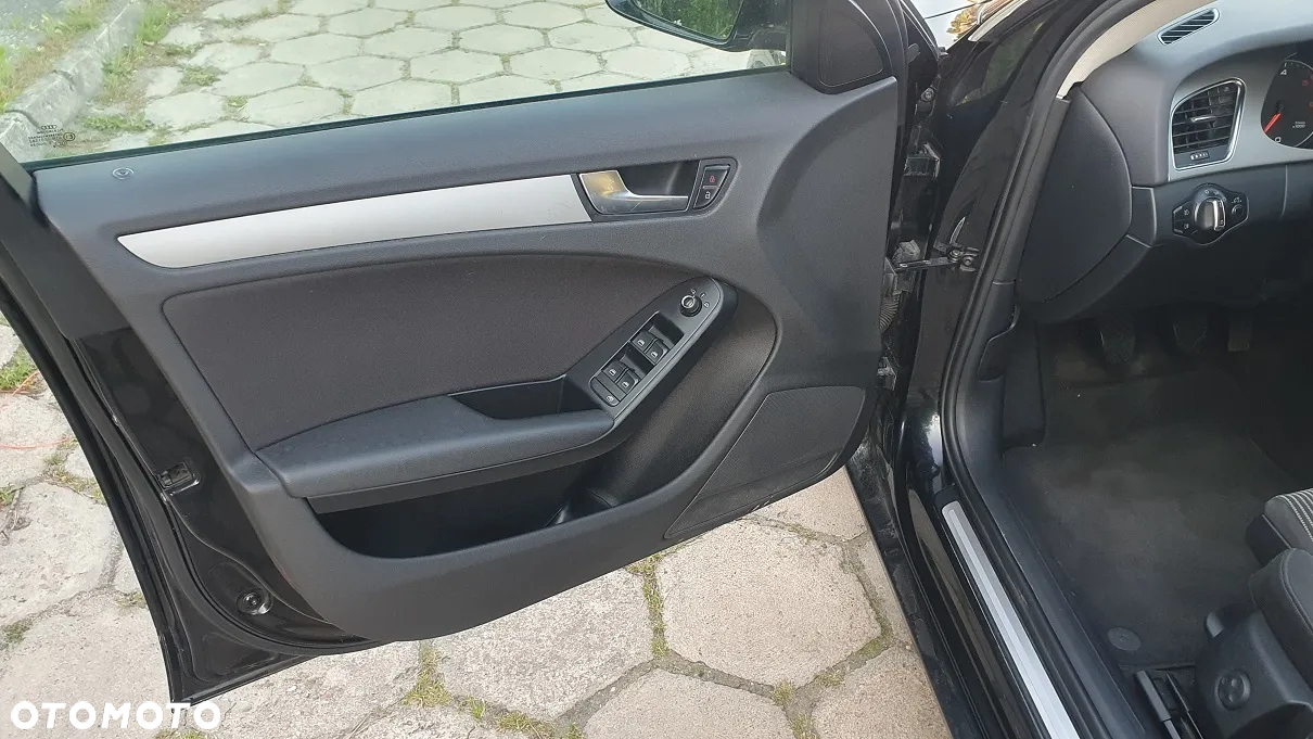 Audi A4 Avant 2.0 TDI DPF Ambiente - 7