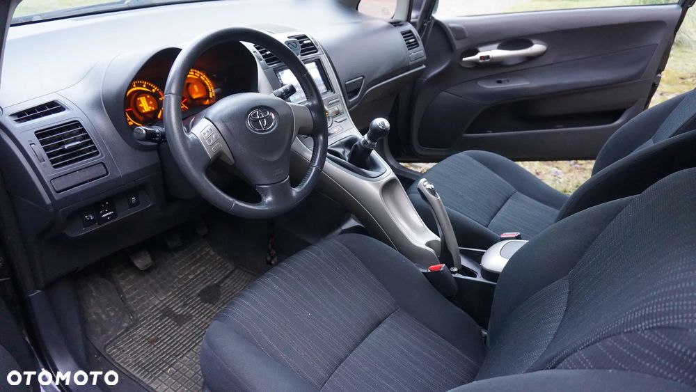 Toyota Auris 1.4 VVT-i Luna - 6