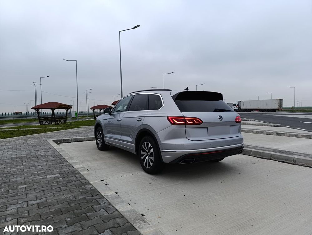 Volkswagen Touareg V6 TDI Elegance - 6