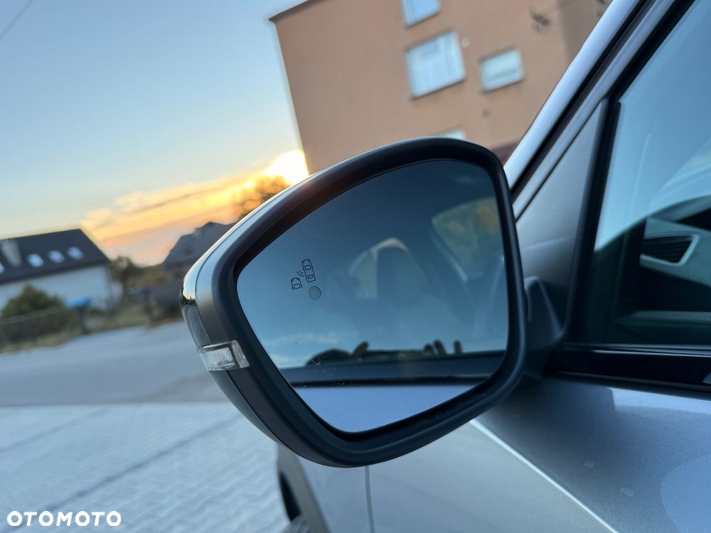 Peugeot 2008 1.5 BlueHDi GT S&S EAT8 - 18