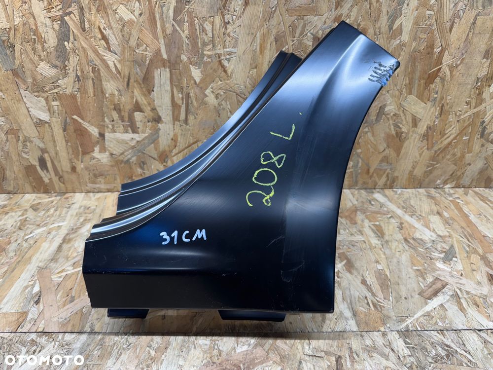 Lewy próg poszycie stopa tył peugeot 208 i