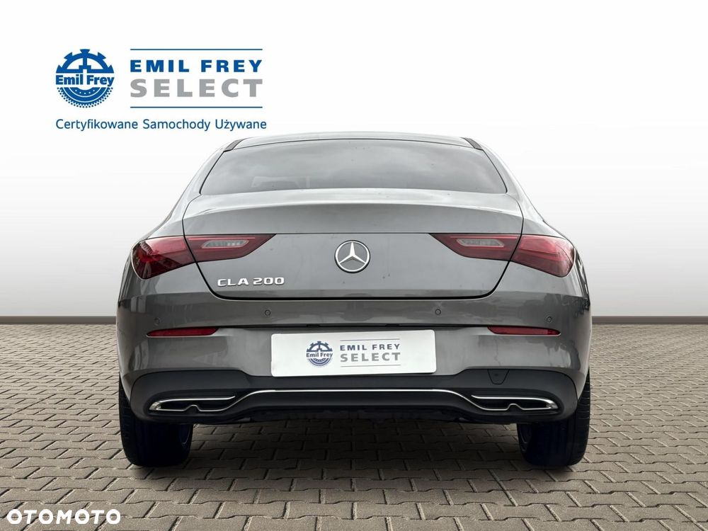 Mercedes-Benz CLA - 4