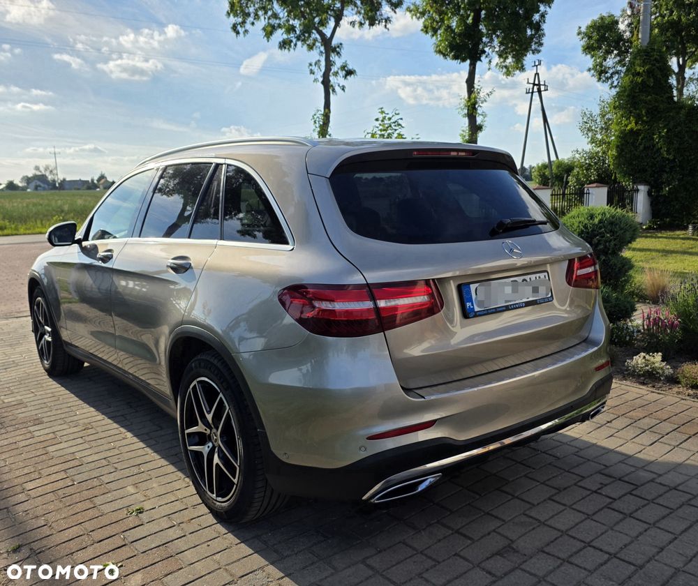 Mercedes-Benz GLC - 4