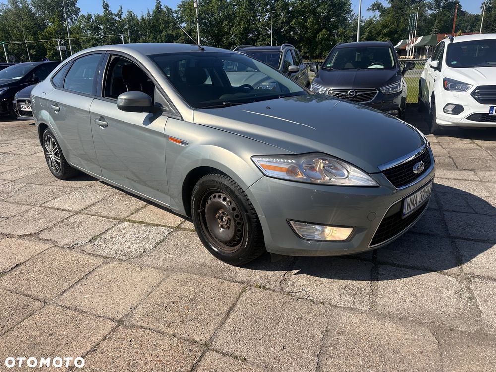 Ford Mondeo 1.6 Titanium - 26