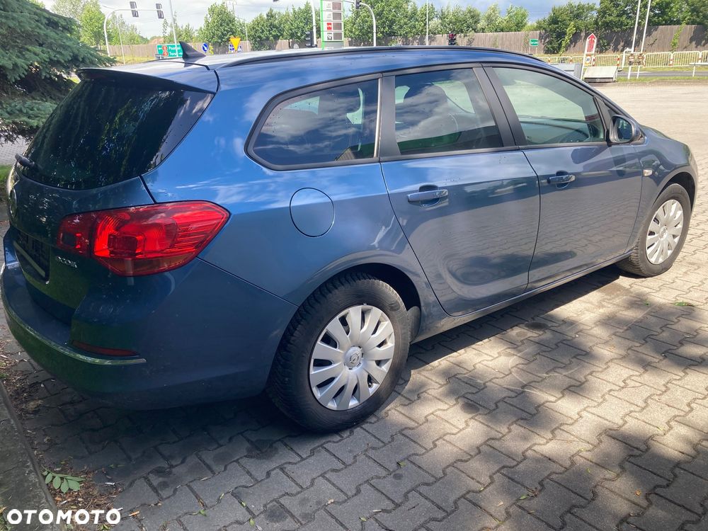 Opel Astra 1.6 CDTI DPF ecoFLEX TourerStart/Stop Exklusiv - 4