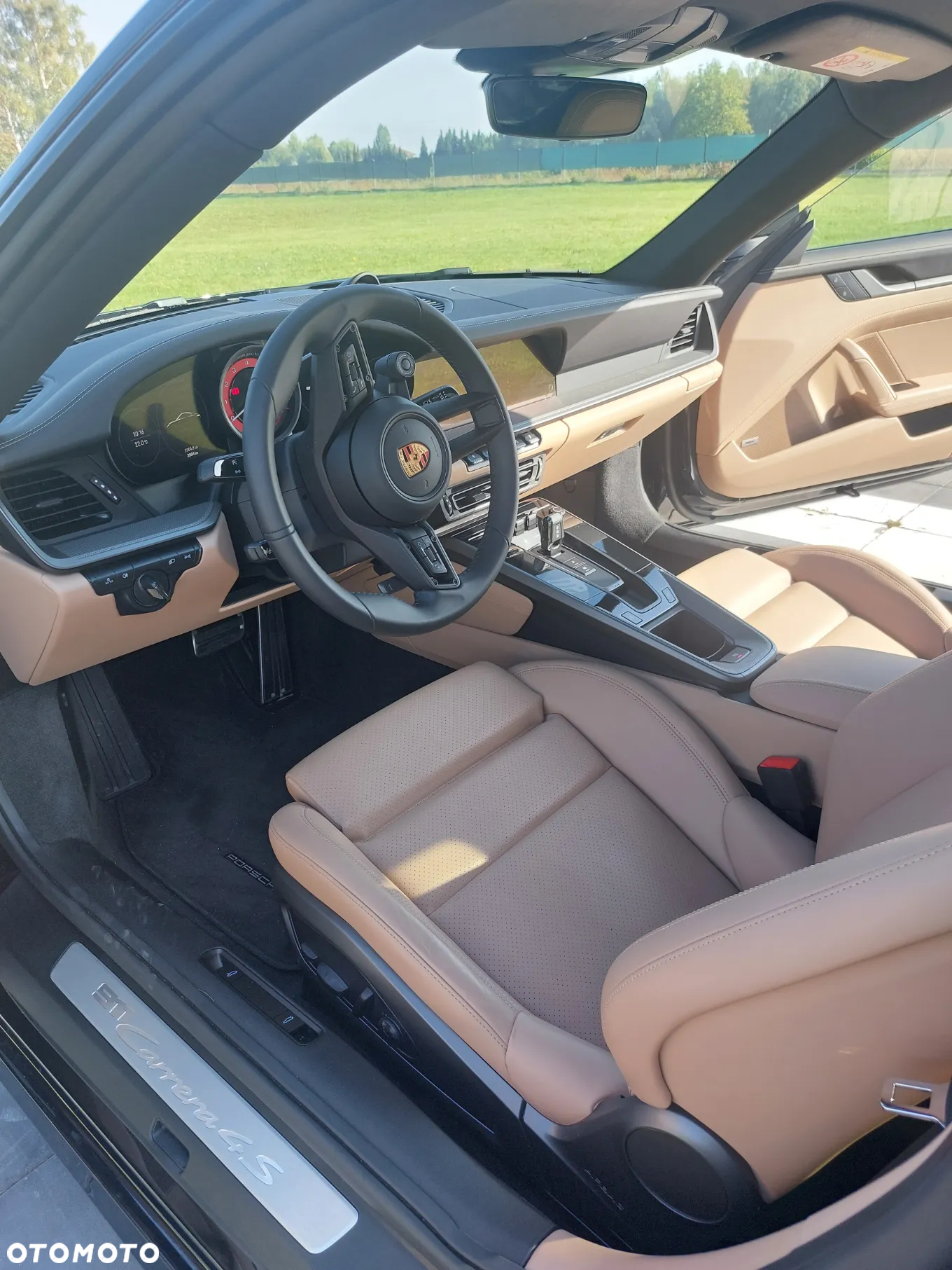 Porsche 911 Carrera 4S - 10