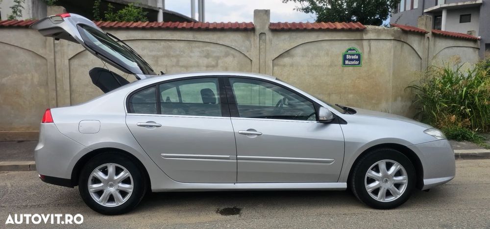 Renault Laguna - 32