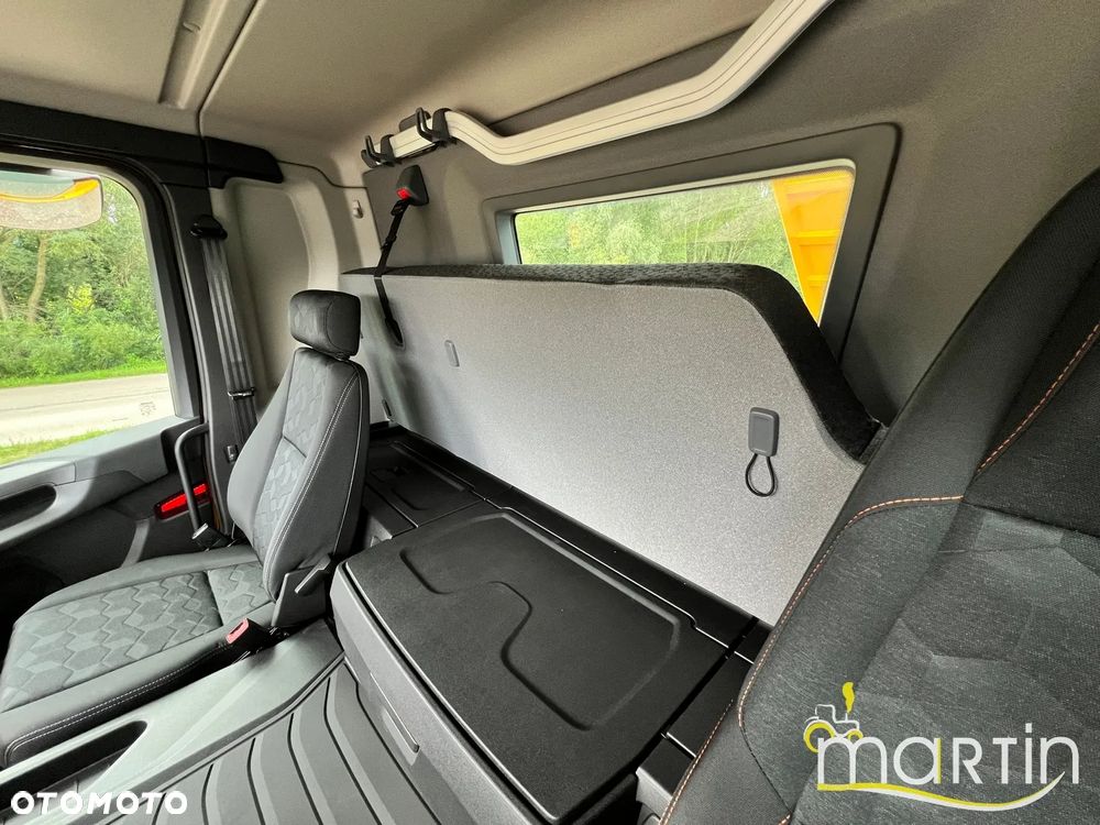 Scania G 460  XT 8x6HZ - 24