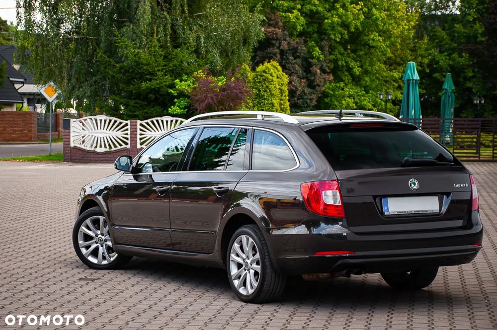Skoda Superb Combi 1.4 TSI Style - 2