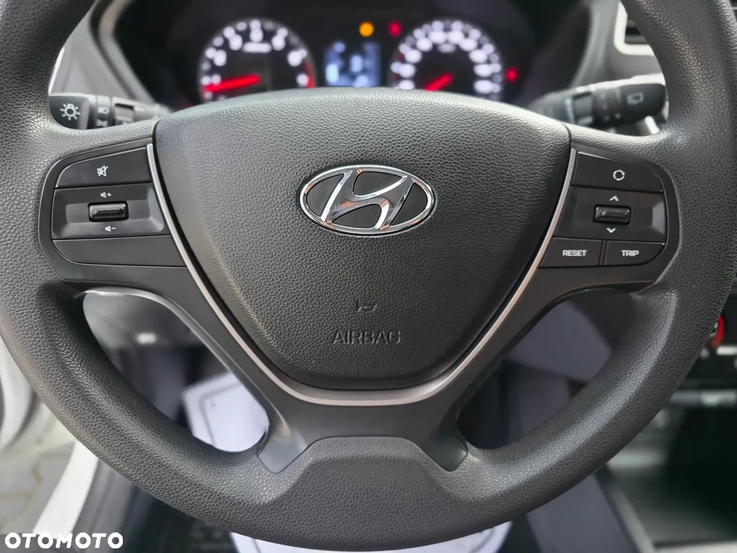 Hyundai i20 1.2 Comfort - 20