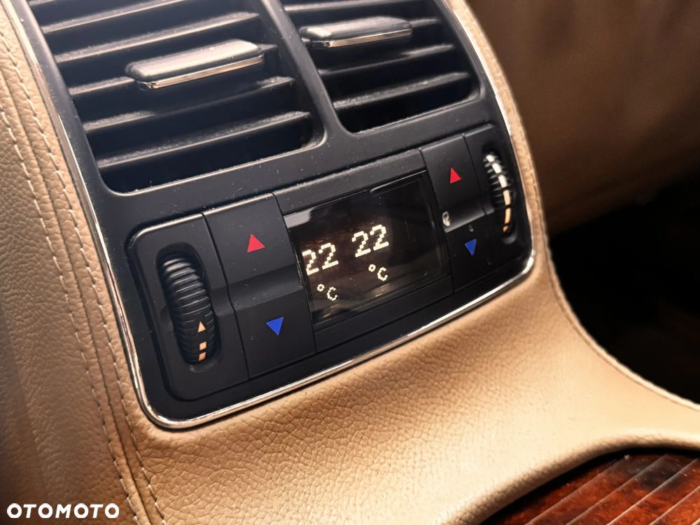 Mercedes-Benz CLS 500 7G-TRONIC - 16