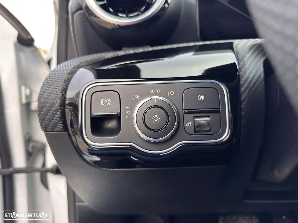 Mercedes-Benz A 250 - 17