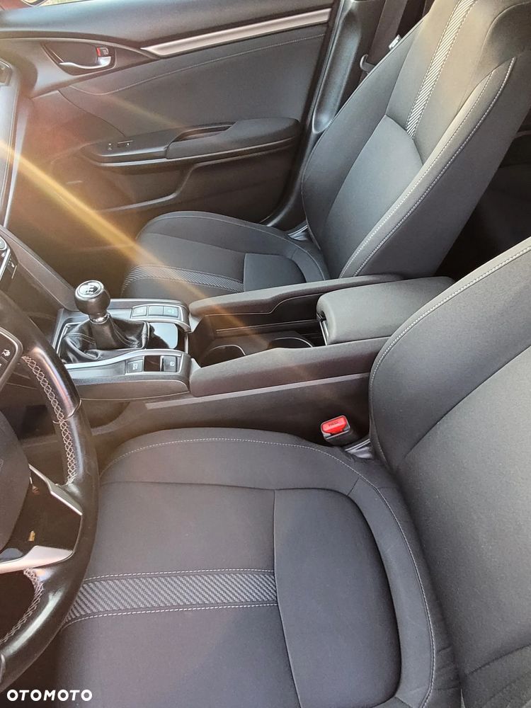 Honda Civic 1.0 T Elegance (Navi) - 23