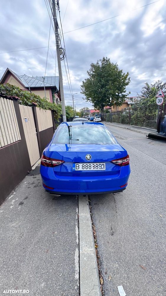 Skoda Superb 2.0 TSI DSG 4X4 Laurin & Klement - 8