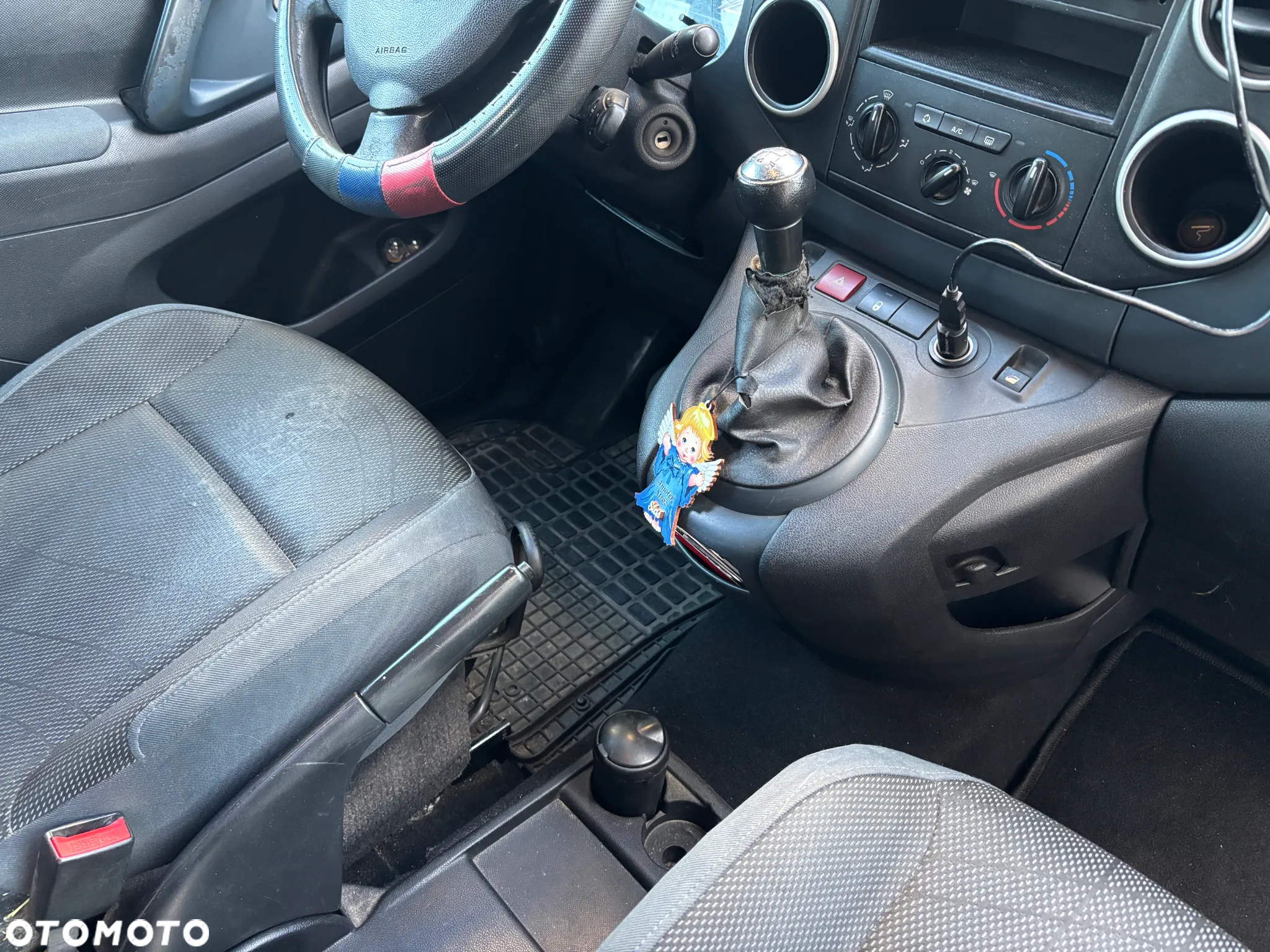 Peugeot Partner - 13