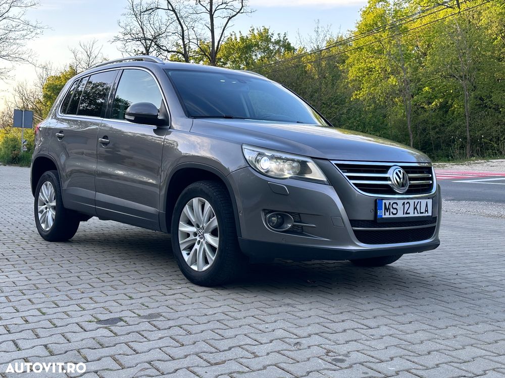 Volkswagen Tiguan - 2