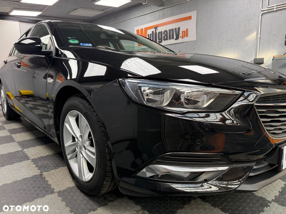 Opel Insignia - 24