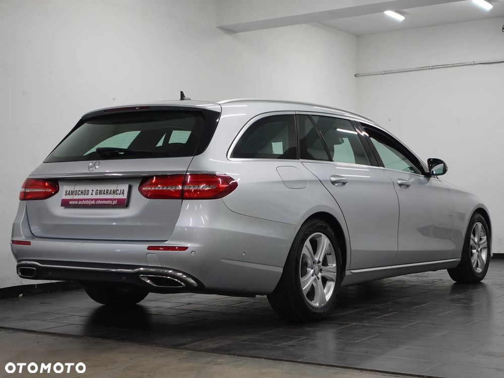 Mercedes-Benz Klasa E 220 d 9G-TRONIC - 8