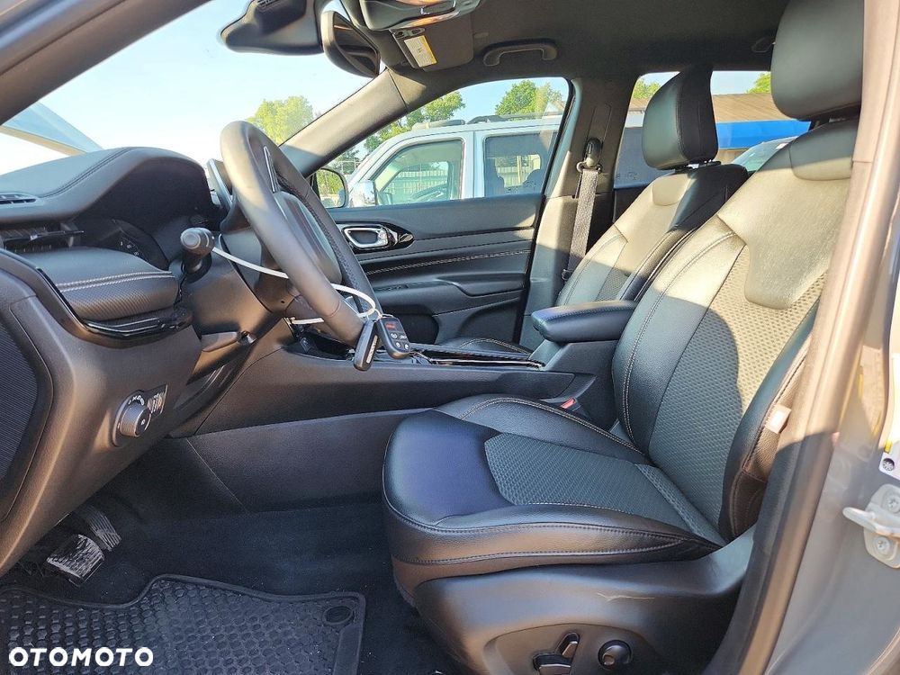 Jeep Compass - 7