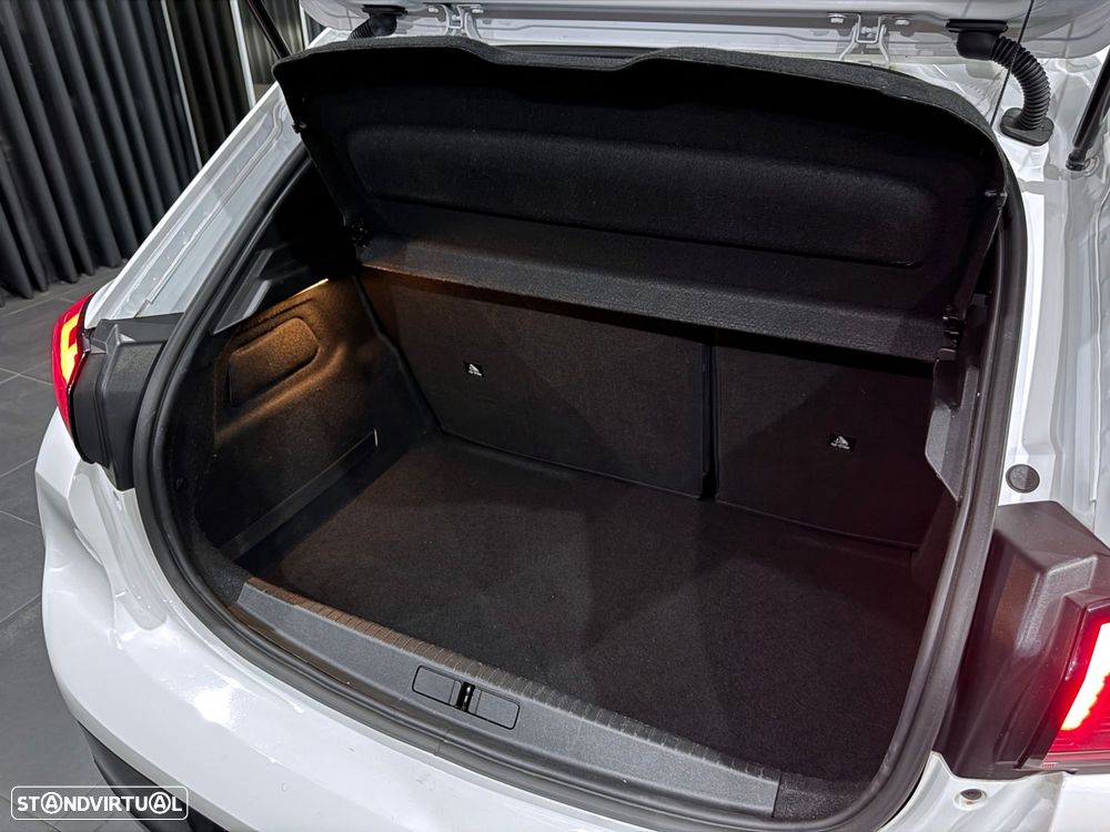 Peugeot 208 1.2 PureTech Allure Pack - 36
