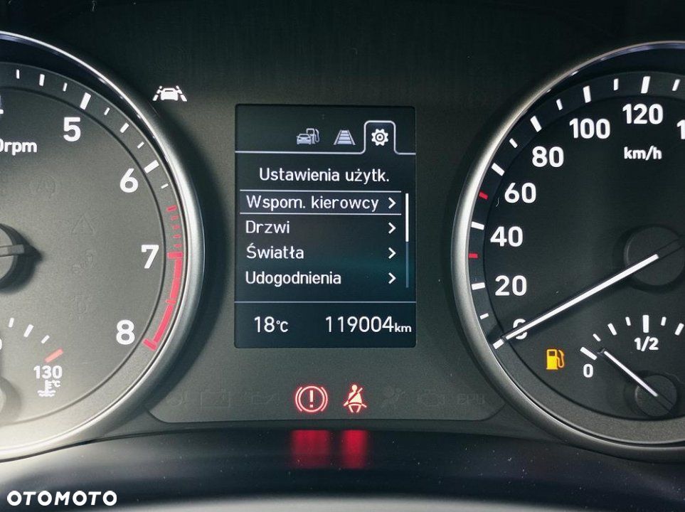 Hyundai i30 - 23