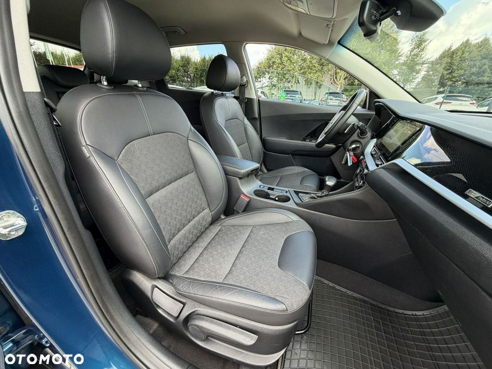 Kia Niro - 33