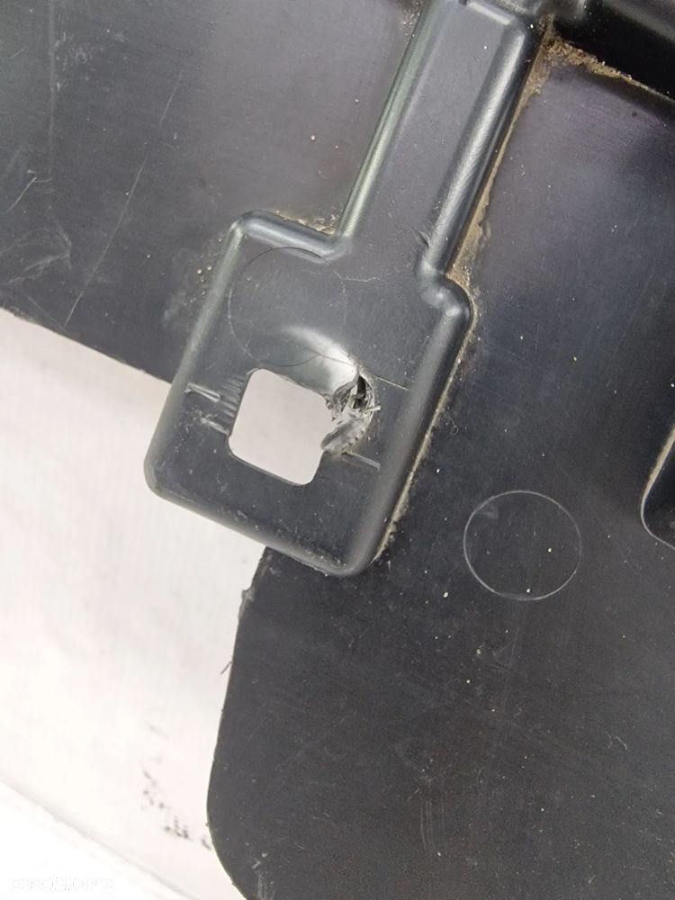 AUDI A3 / RS3 8V5 SEDAN LIFT 16- PŁYTA / OSŁONA POD ZDERZAK PRZEDNI , NR 8V5807233D , NR AUKCJI NSŁ493 - 8