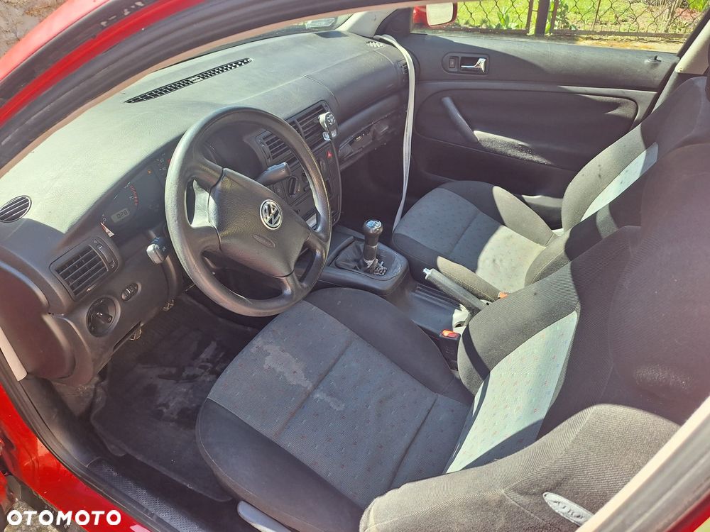 Volkswagen Passat - 9