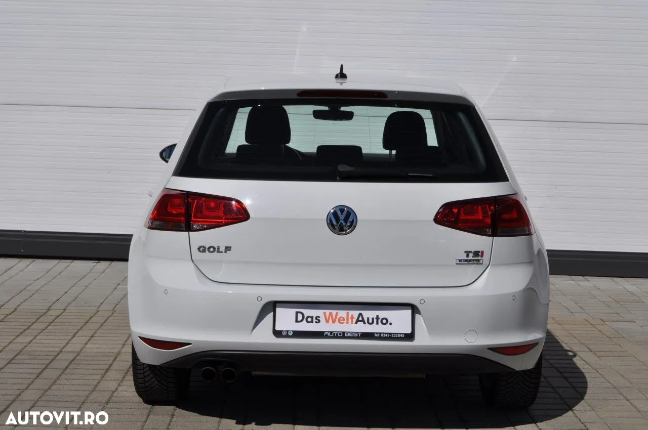Volkswagen Golf 1.4 TSI BMT Comfortline - 11