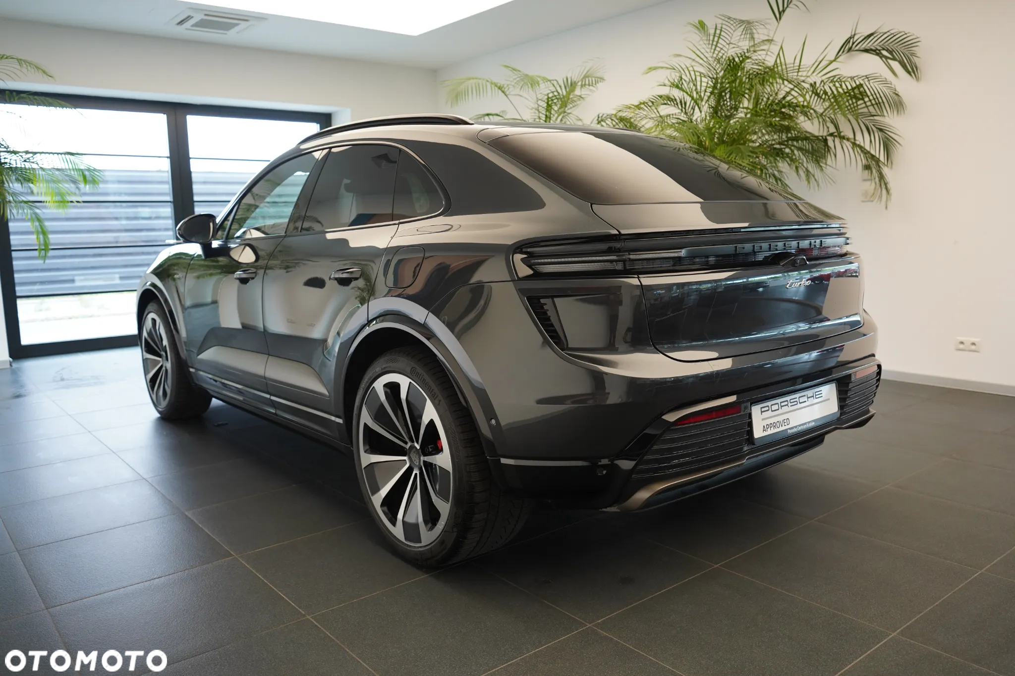 Porsche Macan Turbo 100kWh - 2