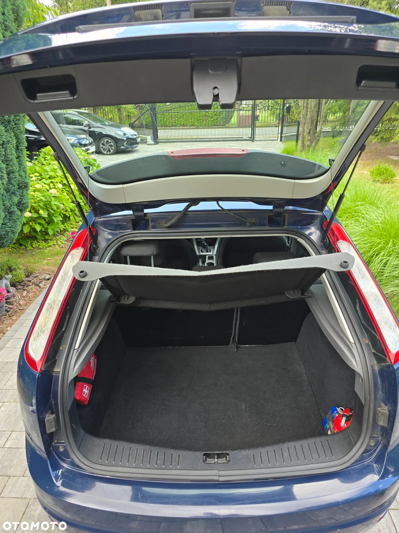 Ford Focus 1.6 Ambiente - 12