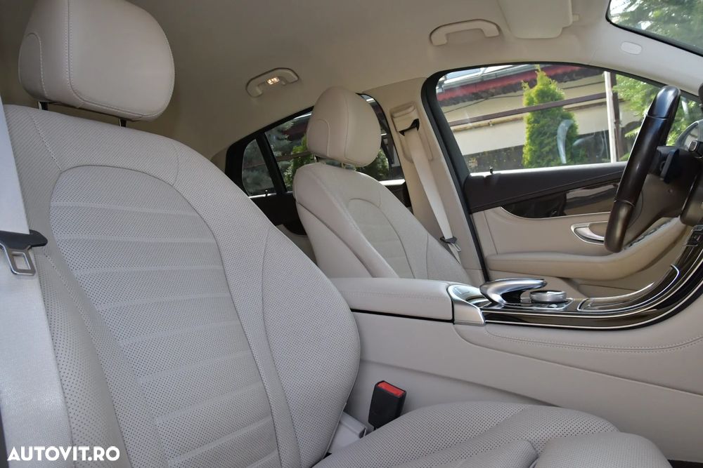 Mercedes-Benz GLC Coupe - 38