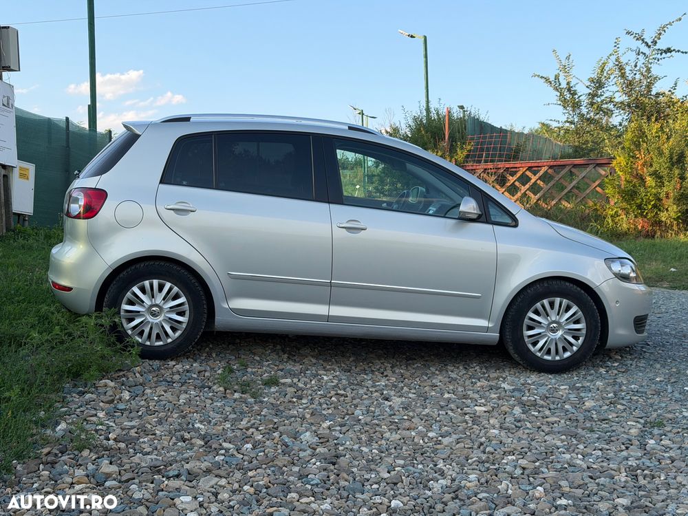 Volkswagen Golf Plus - 10