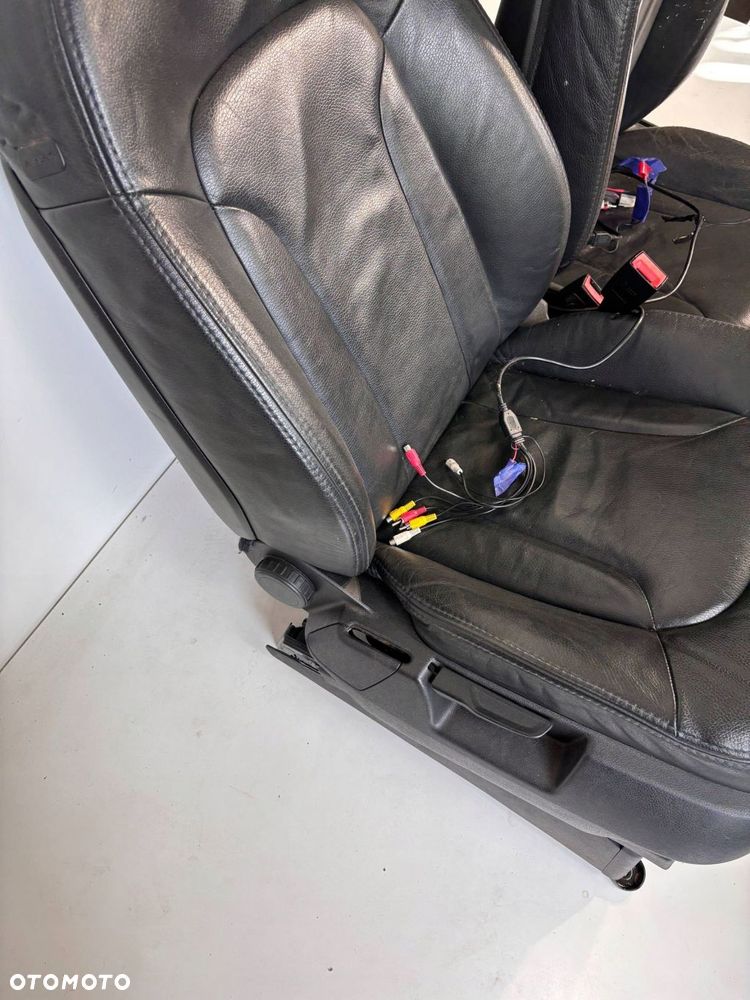 Audi Q7 4L 2009 Komplet Fotele SKÓRA CZARNA Z EKRANAMI GRZANE SCHOWKI - 15